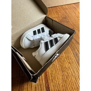 adidas Toddlers Grand Court 1.0 Lifestyle Sneakers, Cloud White, US size 3K